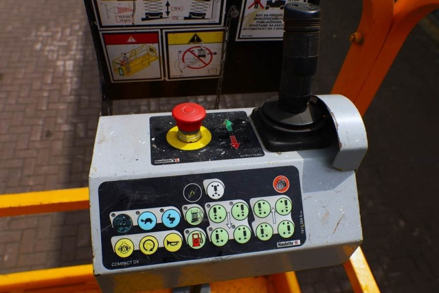 Haulotte Compact 12RTE Electric, 12m Working Height, 450kg - مرفاع مقصي: صورة 5 Haulotte Compact 12RTE Electric, 12m Working Height, 450kg - مرفاع مقصي: صورة 5