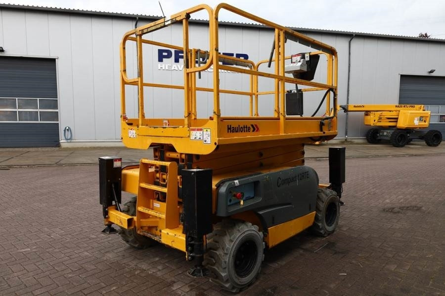 Haulotte Compact 12RTE Electric, 12m Working Height, 450kg - مرفاع مقصي: صورة 2 Haulotte Compact 12RTE Electric, 12m Working Height, 450kg - مرفاع مقصي: صورة 2