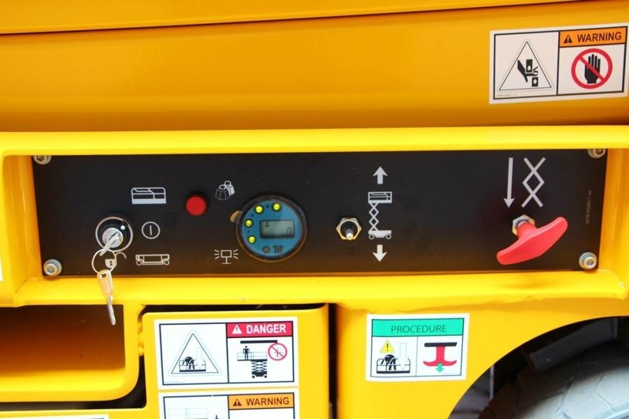 Haulotte Compact 8 Valid inspection, *Guarantee! Electric, - مرفاع مقصي: صورة 4 Haulotte Compact 8 Valid inspection, *Guarantee! Electric, - مرفاع مقصي: صورة 4