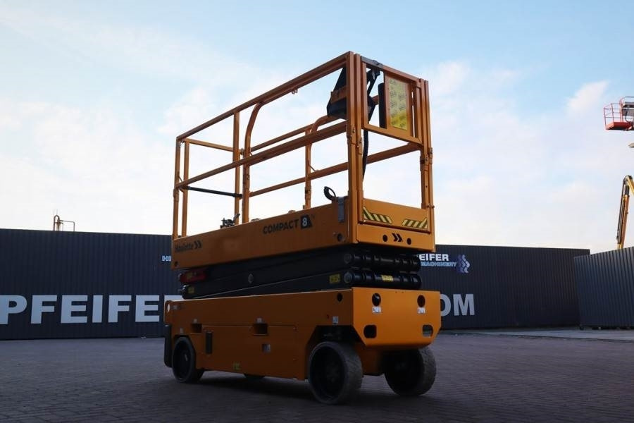 Haulotte Compact 8N Valid inspection, *Guarantee! 8m Workin - مرفاع مقصي: صورة 3 Haulotte Compact 8N Valid inspection, *Guarantee! 8m Workin - مرفاع مقصي: صورة 3