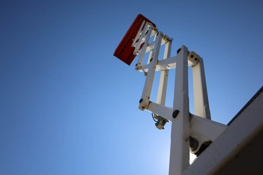 Holland Lift Ecostar HL-9710 Electric, 12m Working Height, 325k - مرفاع مقصي: صورة 3 Holland Lift Ecostar HL-9710 Electric, 12m Working Height, 325k - مرفاع مقصي: صورة 3