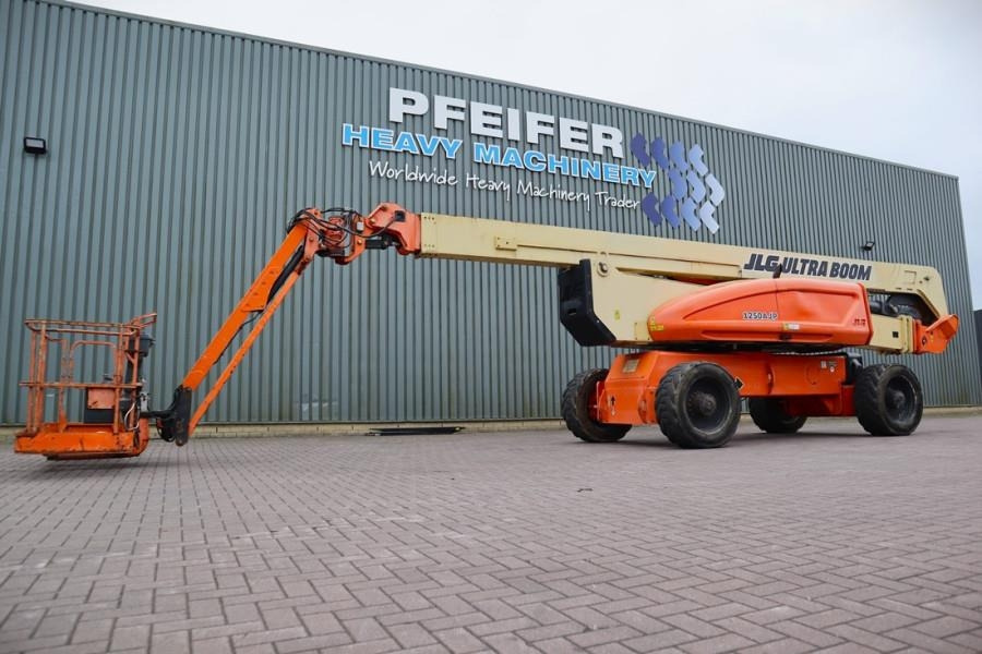 JLG 1250AJP Diesel, 4x4x4 Drive, 40.1m Working Height, - مرفاع مفصلي: صورة 1 JLG 1250AJP Diesel, 4x4x4 Drive, 40.1m Working Height, - مرفاع مفصلي: صورة 1