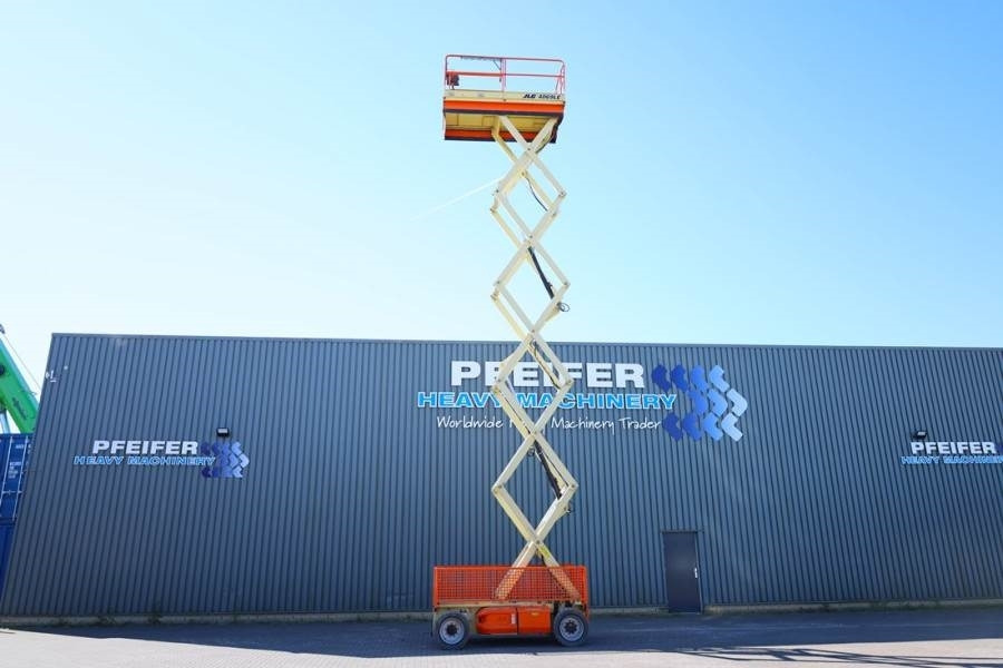 JLG 4069LE Electric, 14.2m Working Height, 360kg Capac - مرفاع مقصي: صورة 3 JLG 4069LE Electric, 14.2m Working Height, 360kg Capac - مرفاع مقصي: صورة 3