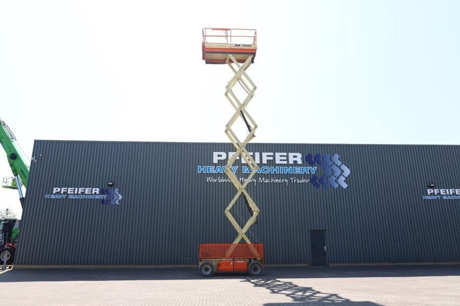 JLG M4069 Hybrid, 14.2m Working Height, 360kg Capacity  - مرفاع مقصي: صورة 3 JLG M4069 Hybrid, 14.2m Working Height, 360kg Capacity  - مرفاع مقصي: صورة 3