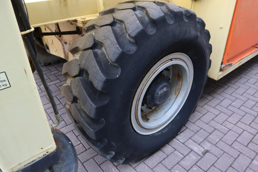 تأجير JLG SL320-30 Diesel, 4x4 Drive, 34m Working Height, 14 JLG SL320-30 Diesel, 4x4 Drive, 34m Working Height, 14: صورة 16 تأجير JLG SL320-30 Diesel, 4x4 Drive, 34m Working Height, 14 JLG SL320-30 Diesel, 4x4 Drive, 34m Working Height, 14: صورة 16