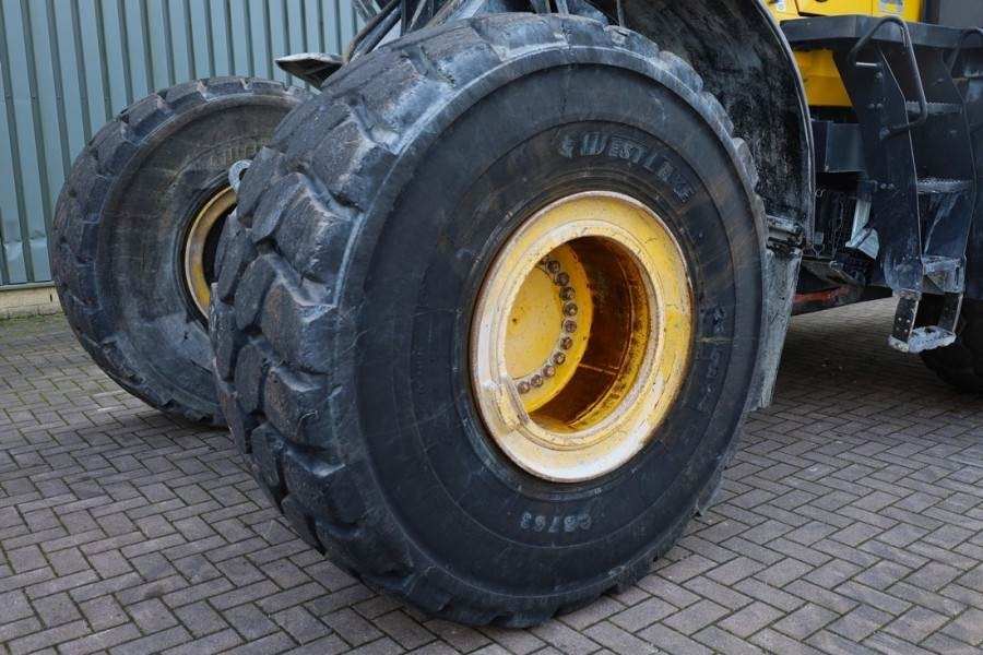 تأجير Komatsu WA470-8 Diesel, 4x4 Drive, Tamtron Weighting Syste  Komatsu WA470-8 Diesel, 4x4 Drive, Tamtron Weighting Syste: صورة 22