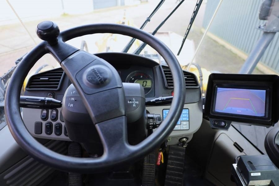 تأجير Komatsu WA470-8 Diesel, 4x4 Drive, Tamtron Weighting Syste  Komatsu WA470-8 Diesel, 4x4 Drive, Tamtron Weighting Syste: صورة 11