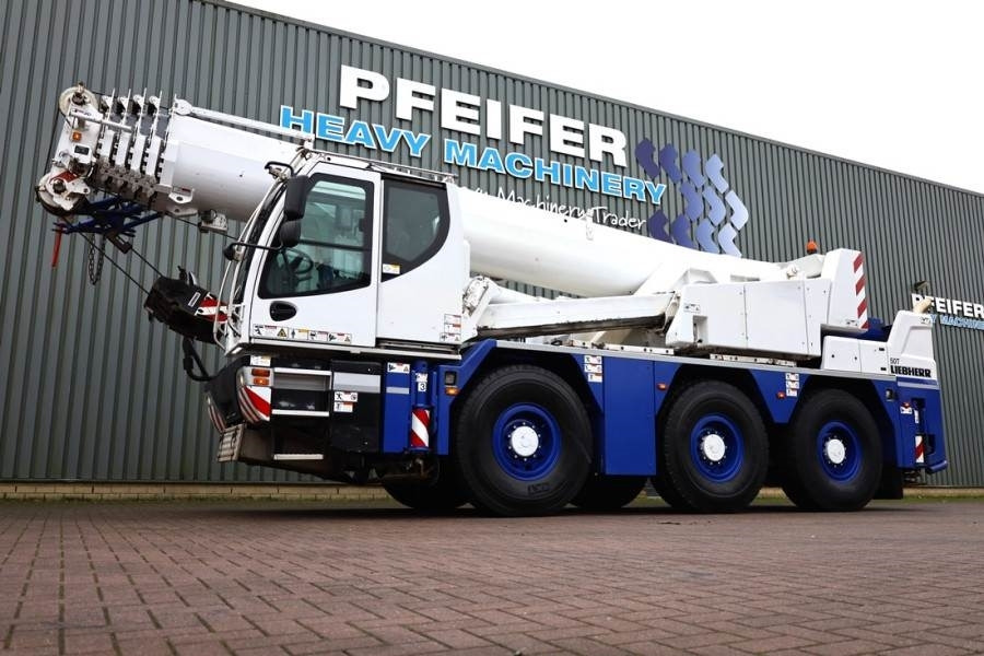 Liebherr LTC1050-3.1 Diesel, 6x6x6 Drive, 50t Capacity, 36m - رافعة لجميع التضاريس: صورة 1 Liebherr LTC1050-3.1 Diesel, 6x6x6 Drive, 50t Capacity, 36m - رافعة لجميع التضاريس: صورة 1