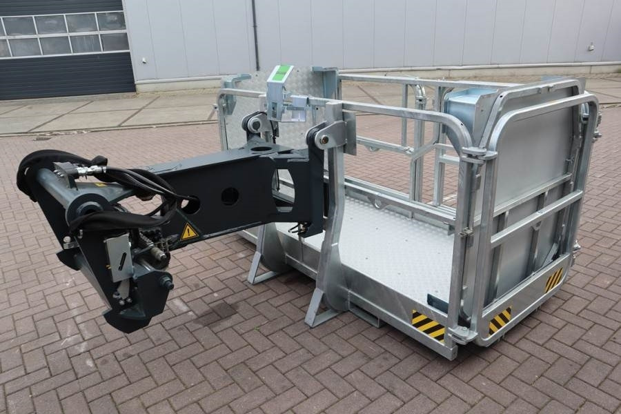 آلة رفع ونقل تلسكوبية Magni RTH 6.25 Valid inspection, *Guarantee! 6t Cap. 25m: صورة 12