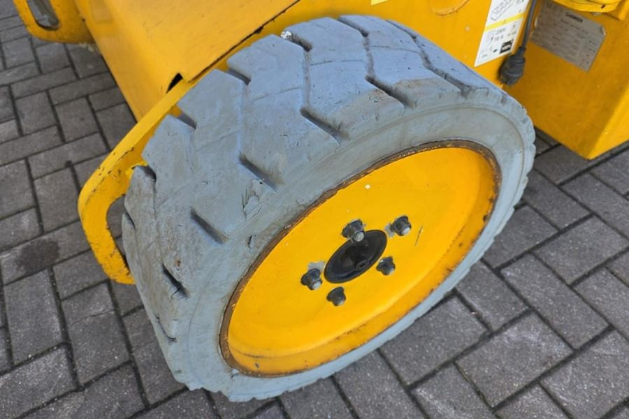 مرفاع مفصلي Manitou 150AETJ Compact As-Is, Electric, 15m Working Heigh: صورة 21