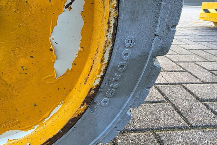 مرفاع مفصلي Manitou 150AETJ Compact As-Is, Electric, 15m Working Heigh: صورة 22