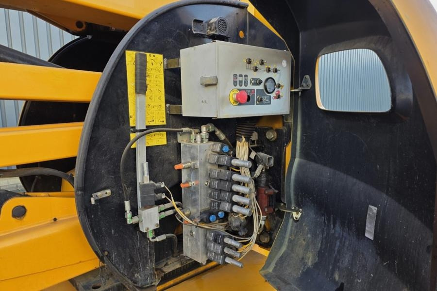 مرفاع مفصلي Manitou 150AETJ Compact As-Is, Electric, 15m Working Heigh: صورة 13