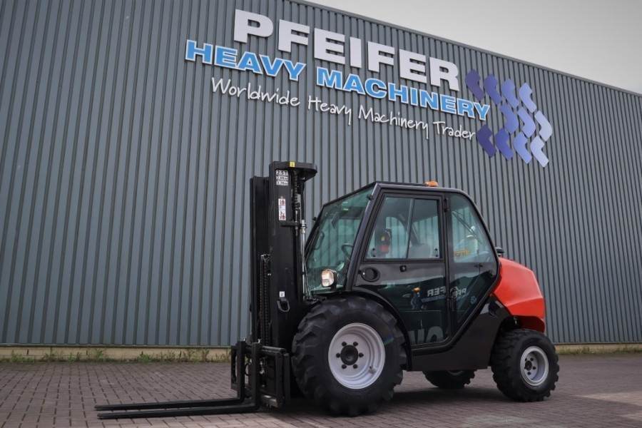 Manitou MC25-4 Valid Inspection, *Guarantee, Diesel, 4x4 D - رافعة شوكية للأراضي الوعرة: صورة 1 Manitou MC25-4 Valid Inspection, *Guarantee, Diesel, 4x4 D - رافعة شوكية للأراضي الوعرة: صورة 1