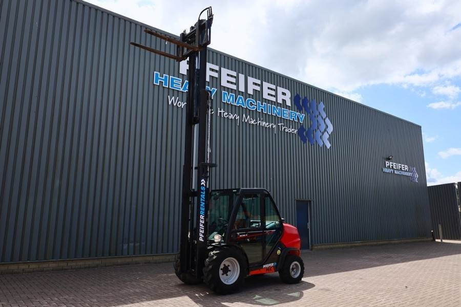 Manitou MC30-4 Valid Inspection, *Guarantee, Diesel, 4x4 D - رافعة شوكية للأراضي الوعرة: صورة 3 Manitou MC30-4 Valid Inspection, *Guarantee, Diesel, 4x4 D - رافعة شوكية للأراضي الوعرة: صورة 3