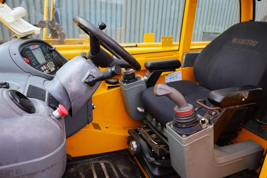 Manitou MRT2150 Privilege Diesel, 4x4x4 Drive, 5t Cap. 20. - آلة رفع ونقل تلسكوبية: صورة 4 Manitou MRT2150 Privilege Diesel, 4x4x4 Drive, 5t Cap. 20. - آلة رفع ونقل تلسكوبية: صورة 4