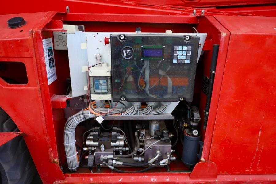 PB LIFT S151-19E 4x4 Electric, 4x4 Drive, 15m Working - مرفاع مقصي: صورة 5 PB LIFT S151-19E 4x4 Electric, 4x4 Drive, 15m Working - مرفاع مقصي: صورة 5