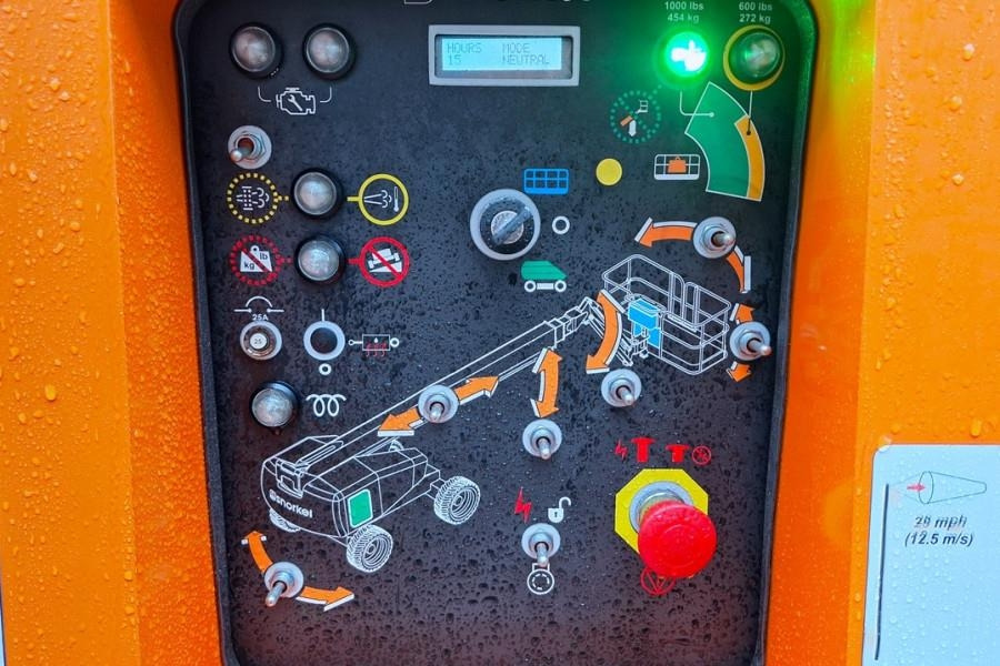 Snorkel 660SJ Valid Inspection, *Guarantee! CE, Diesel, 4x - مرفاع تلسكوبي: صورة 5 Snorkel 660SJ Valid Inspection, *Guarantee! CE, Diesel, 4x - مرفاع تلسكوبي: صورة 5