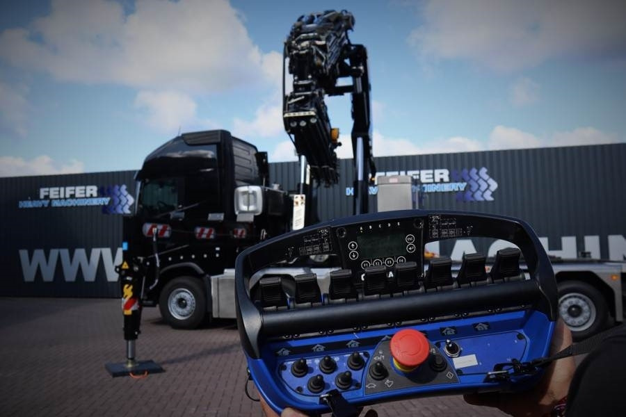 Volvo FH16 10x4 With Cormach 150tm Crane Valid inspectio - رافعة لجميع التضاريس: صورة 5 Volvo FH16 10x4 With Cormach 150tm Crane Valid inspectio - رافعة لجميع التضاريس: صورة 5