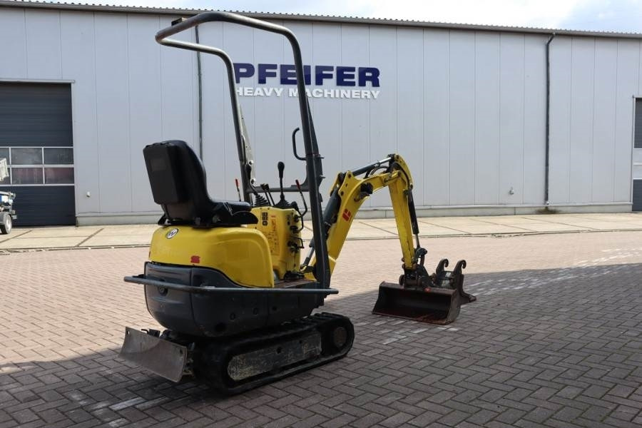 Wacker Neuson E08-01 Wacker Neuson mini excavator including 2 bu - حفار صغير: صورة 3 Wacker Neuson E08-01 Wacker Neuson mini excavator including 2 bu - حفار صغير: صورة 3