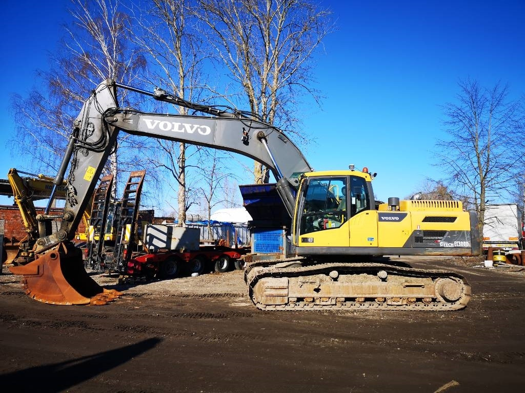 Volvo EC 300 D L - حفار زاحف: صورة 1 Volvo EC 300 D L - حفار زاحف: صورة 1