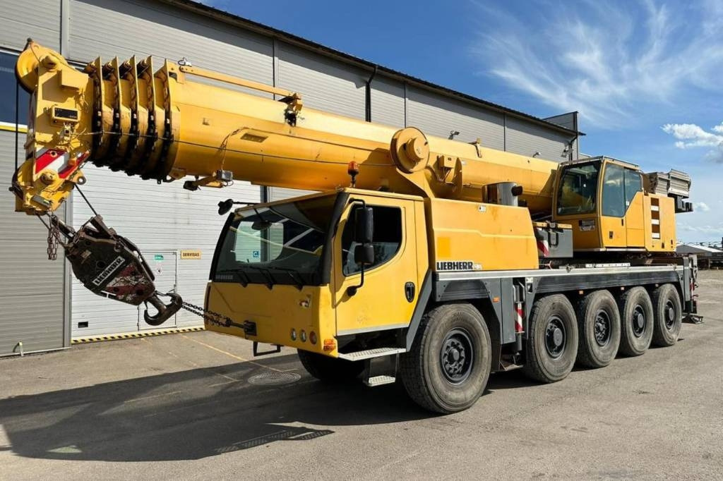 Liebherr LTM 1095-5.1 - رافعة لجميع التضاريس: صورة 1 Liebherr LTM 1095-5.1 - رافعة لجميع التضاريس: صورة 1