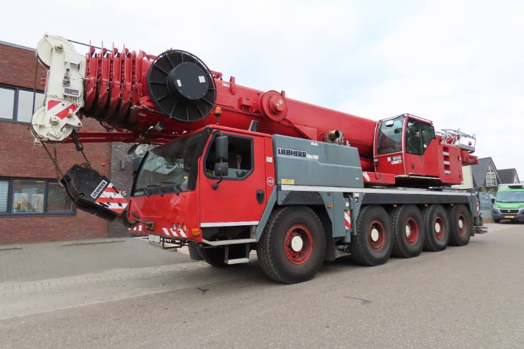 Liebherr LTM 1100-5.2 - رافعة لجميع التضاريس: صورة 1 Liebherr LTM 1100-5.2 - رافعة لجميع التضاريس: صورة 1