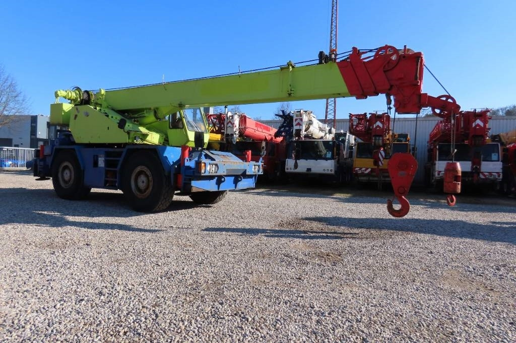 Tadano TR 250 E - موبايل كرين: صورة 2 Tadano TR 250 E - موبايل كرين: صورة 2