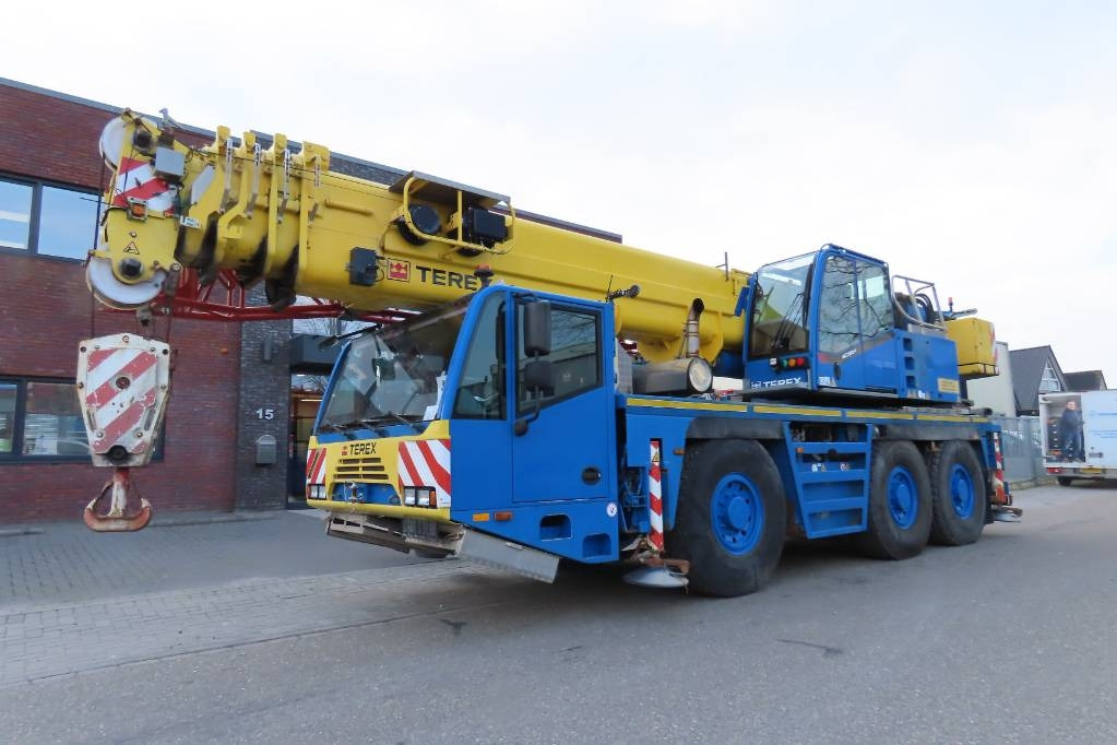Terex Demag AC 50-1 - رافعة لجميع التضاريس: صورة 1 Terex Demag AC 50-1 - رافعة لجميع التضاريس: صورة 1