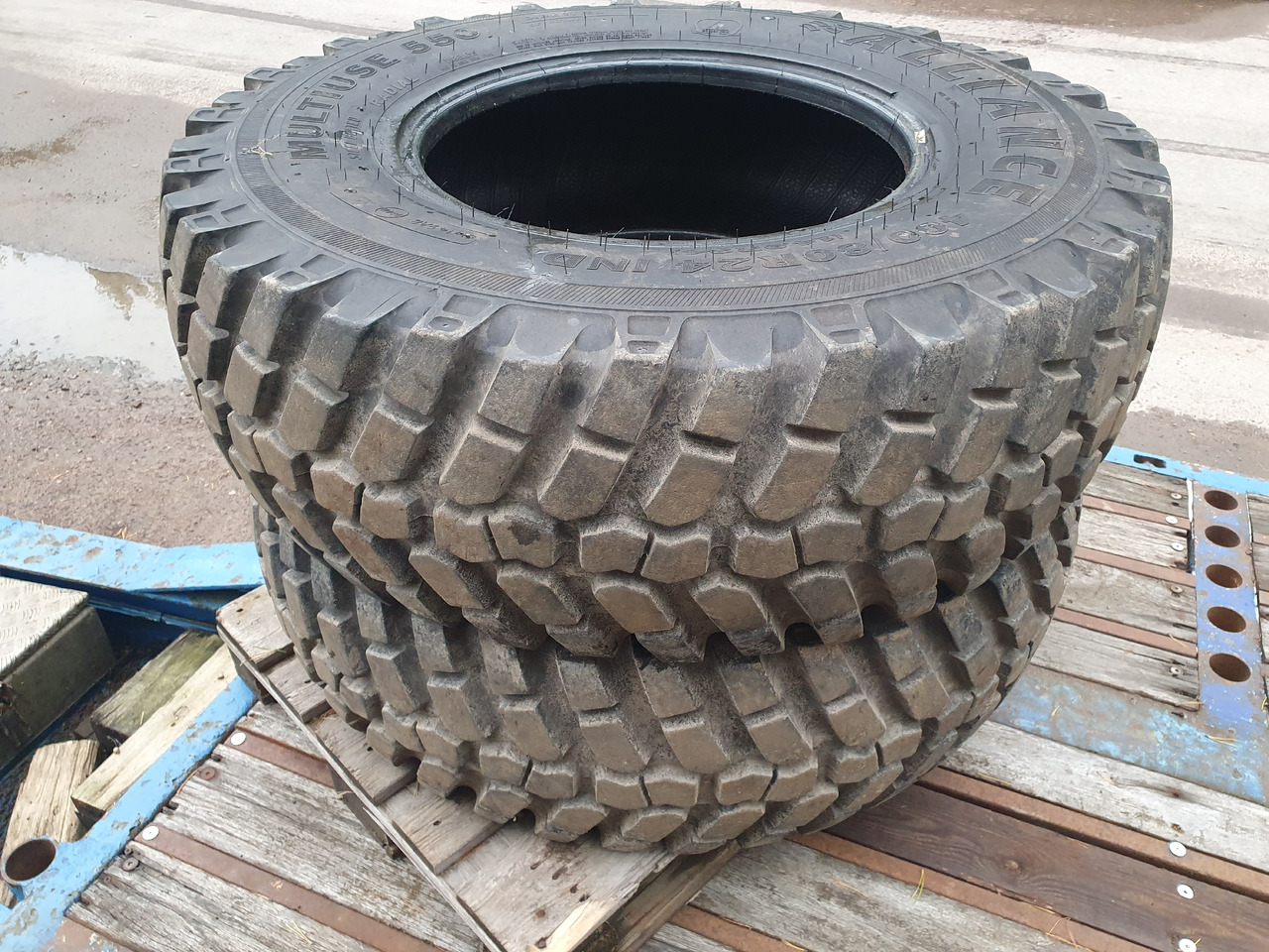 Alliance 400/80R24 - إطارات - آلات زراعية: صورة 1 Alliance 400/80R24 - إطارات - آلات زراعية: صورة 1
