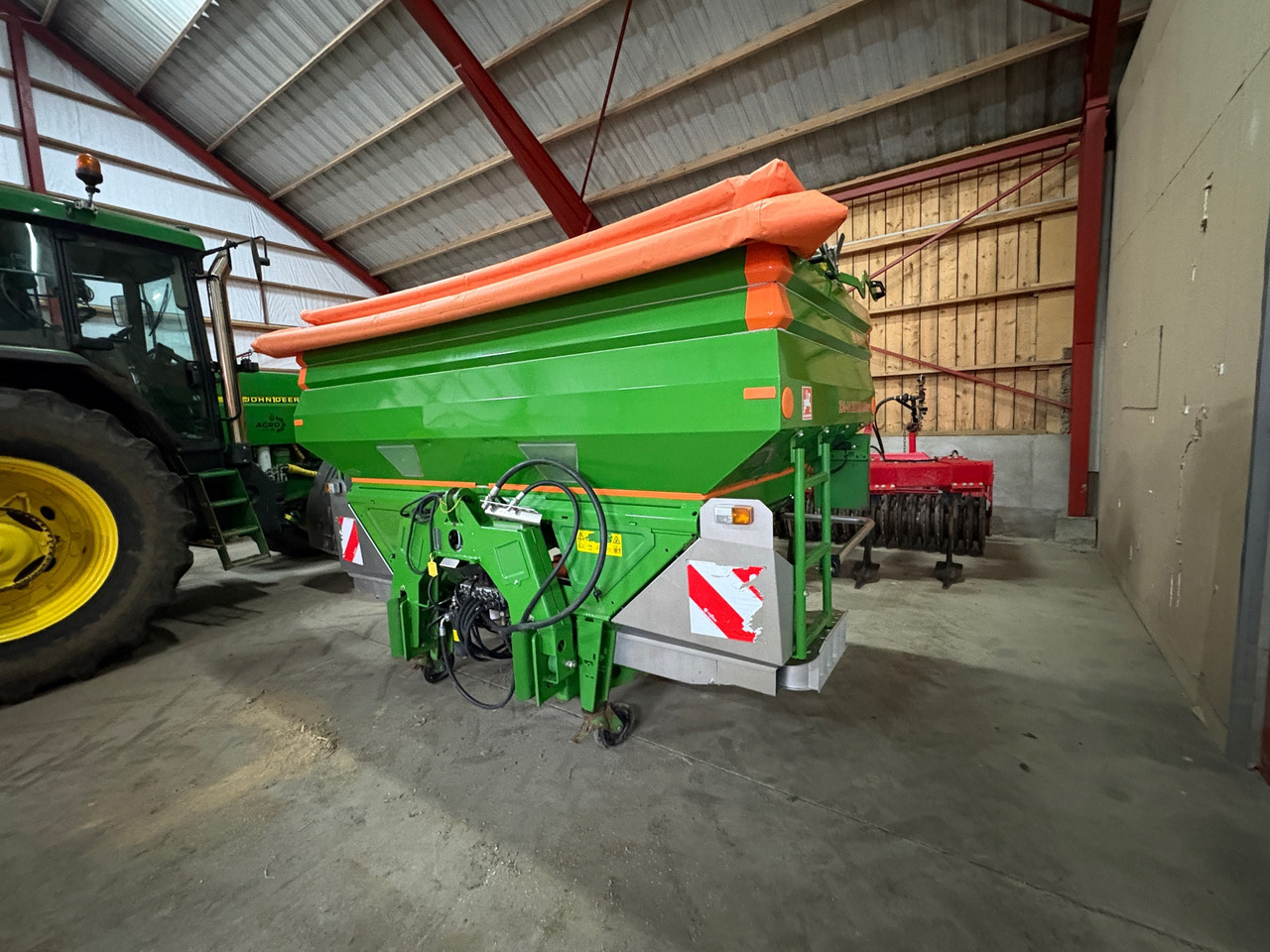 Amazone ZA-M 3000 Ultra - آلة نشر السماد: صورة 1 Amazone ZA-M 3000 Ultra - آلة نشر السماد: صورة 1