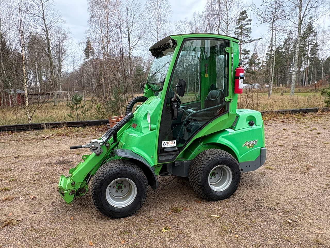 Avant 630 - سيارة خدمات/ سيارة خاصة: صورة 1 Avant 630 - سيارة خدمات/ سيارة خاصة: صورة 1