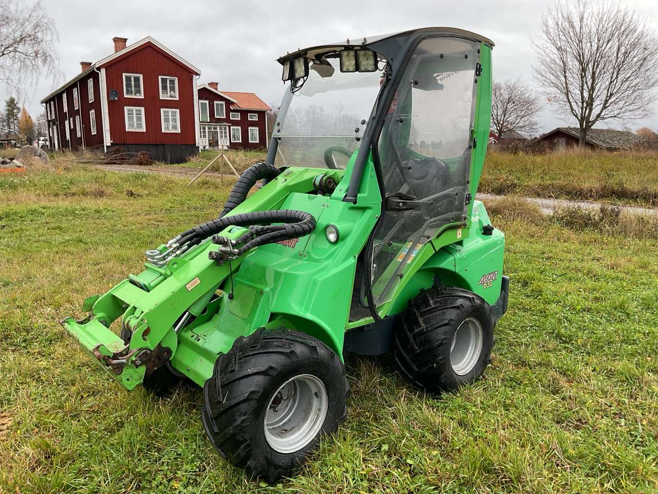 Avant 630 - سيارة خدمات/ سيارة خاصة: صورة 1 Avant 630 - سيارة خدمات/ سيارة خاصة: صورة 1