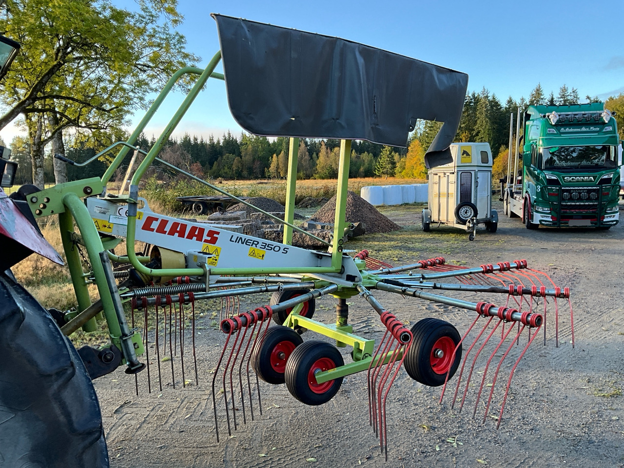 Claas Liner 350 S - نشارة الدريس/ شوكة جرف: صورة 1 Claas Liner 350 S - نشارة الدريس/ شوكة جرف: صورة 1