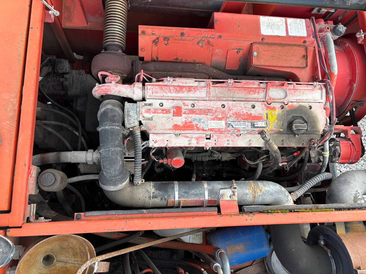 Deutz BF 6 M 1013 - معدات الانشاءات: صورة 1 Deutz BF 6 M 1013 - معدات الانشاءات: صورة 1
