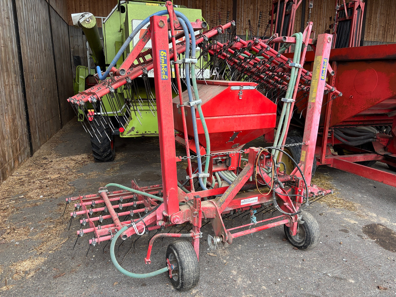 Einböck  - آلة بذر: صورة 1 Einböck  - آلة بذر: صورة 1