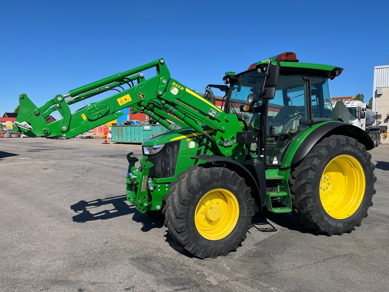 John Deere 5125R - جرار: صورة 1 John Deere 5125R - جرار: صورة 1