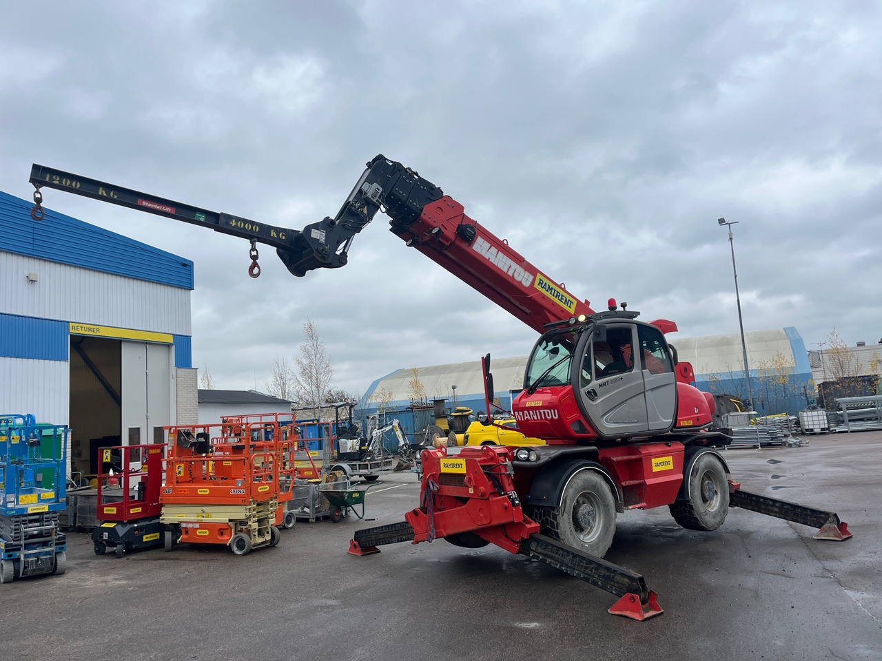 Manitou MRT2150 Privilege - آلة رفع ونقل تلسكوبية: صورة 1 Manitou MRT2150 Privilege - آلة رفع ونقل تلسكوبية: صورة 1