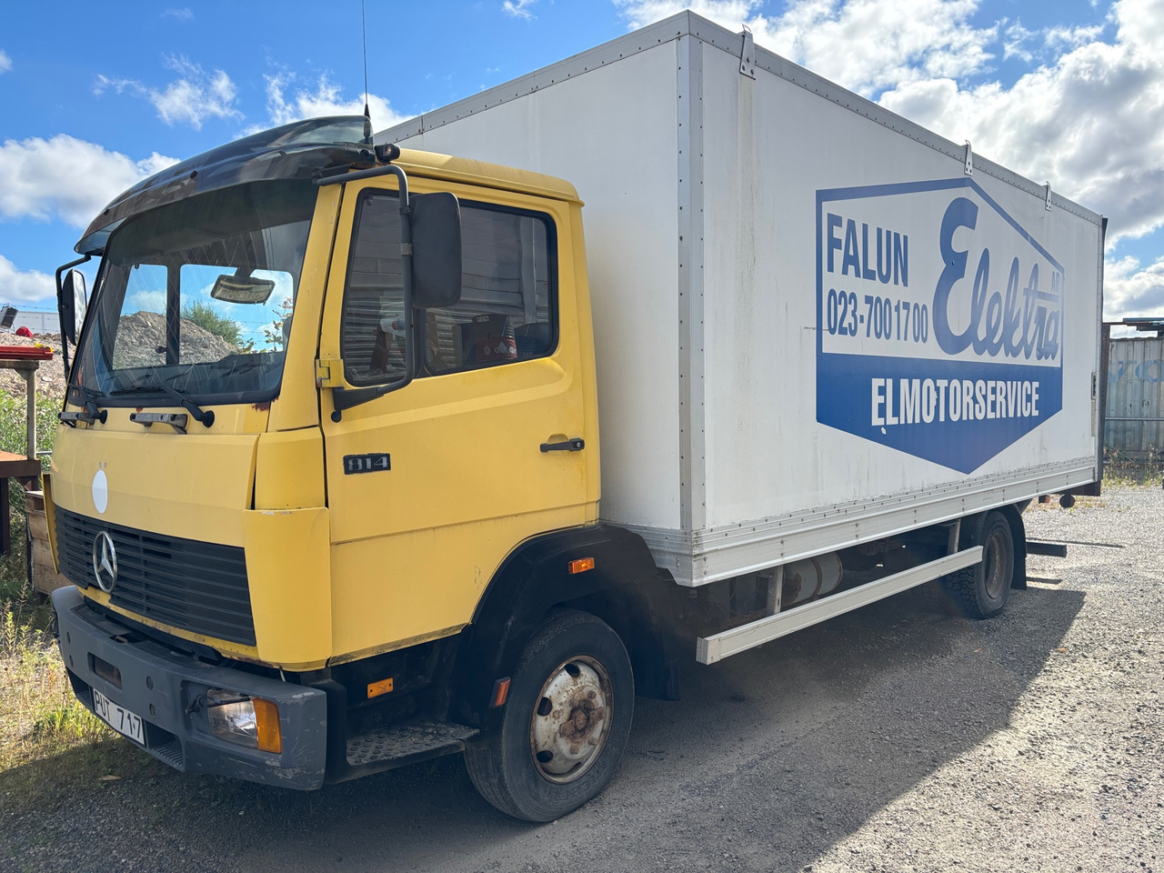 Mercedes-Benz 814/42 - شاحنة: صورة 1 Mercedes-Benz 814/42 - شاحنة: صورة 1