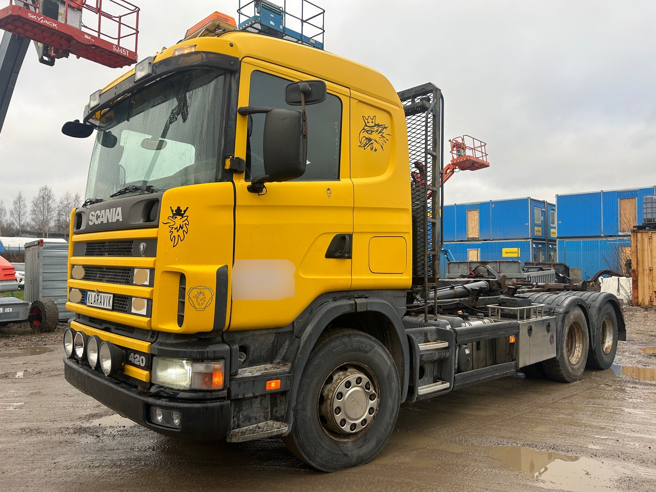 Scania R124GB6X2 - شاحنة برافعة خطافية: صورة 1 Scania R124GB6X2 - شاحنة برافعة خطافية: صورة 1