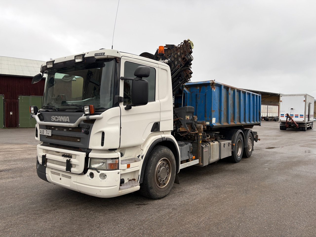 Scania - شاحنة برافعة خطافية: صورة 1 Scania - شاحنة برافعة خطافية: صورة 1