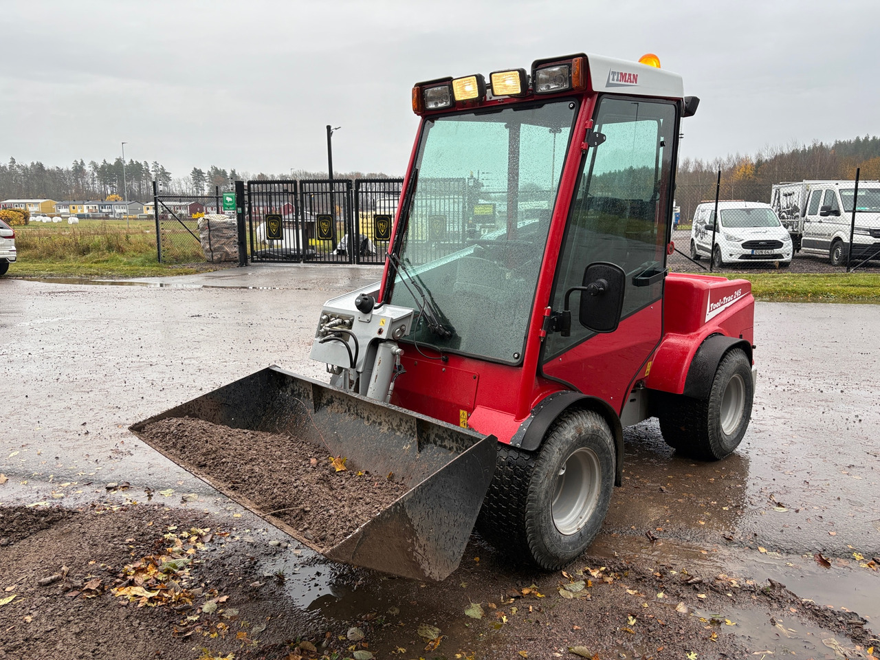 Tool-Trac 245 - سيارة خدمات/ سيارة خاصة: صورة 1 Tool-Trac 245 - سيارة خدمات/ سيارة خاصة: صورة 1