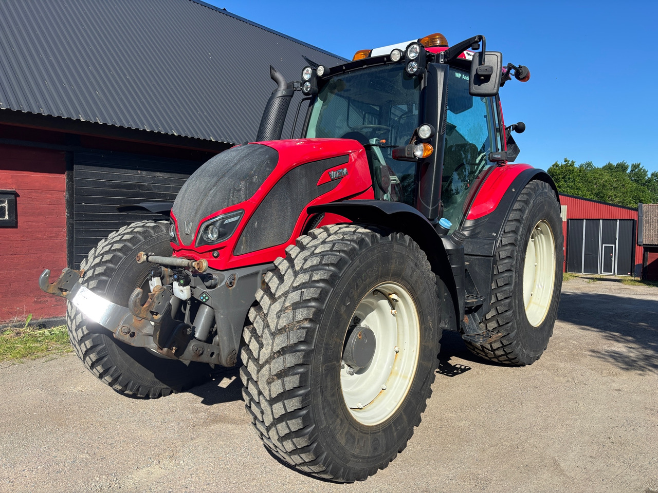 Valtra N104 - جرار: صورة 1 Valtra N104 - جرار: صورة 1