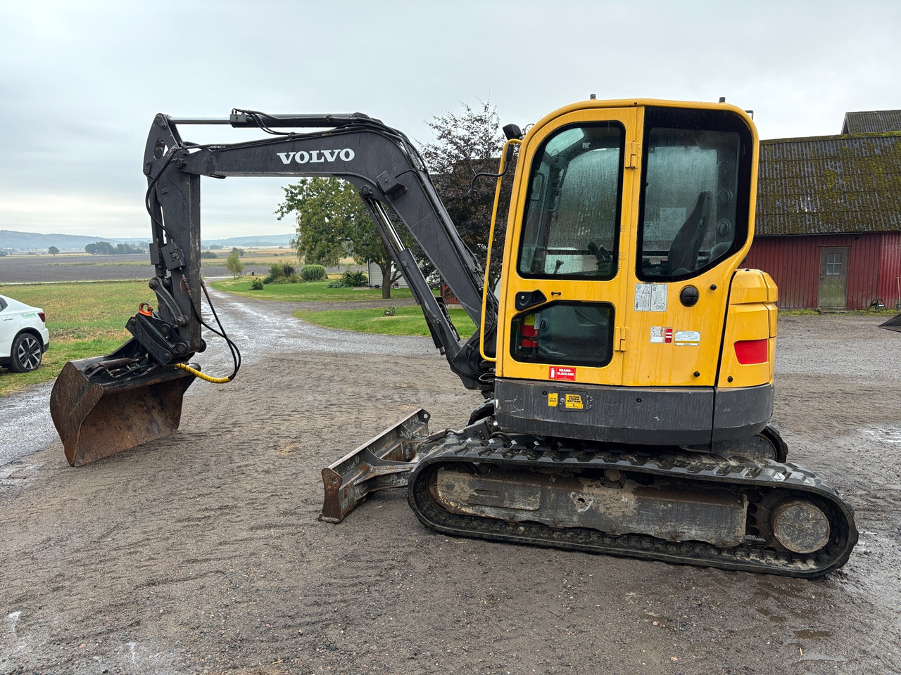 Volvo ECR58 - حفّار: صورة 1 Volvo ECR58 - حفّار: صورة 1