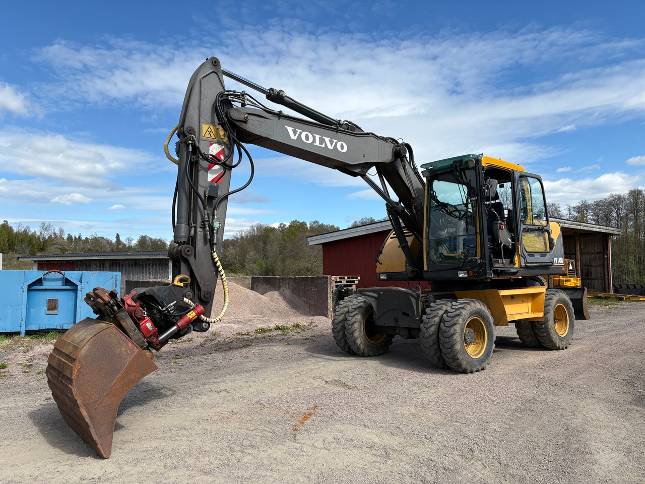 Volvo EW140B - حفّار: صورة 1 Volvo EW140B - حفّار: صورة 1