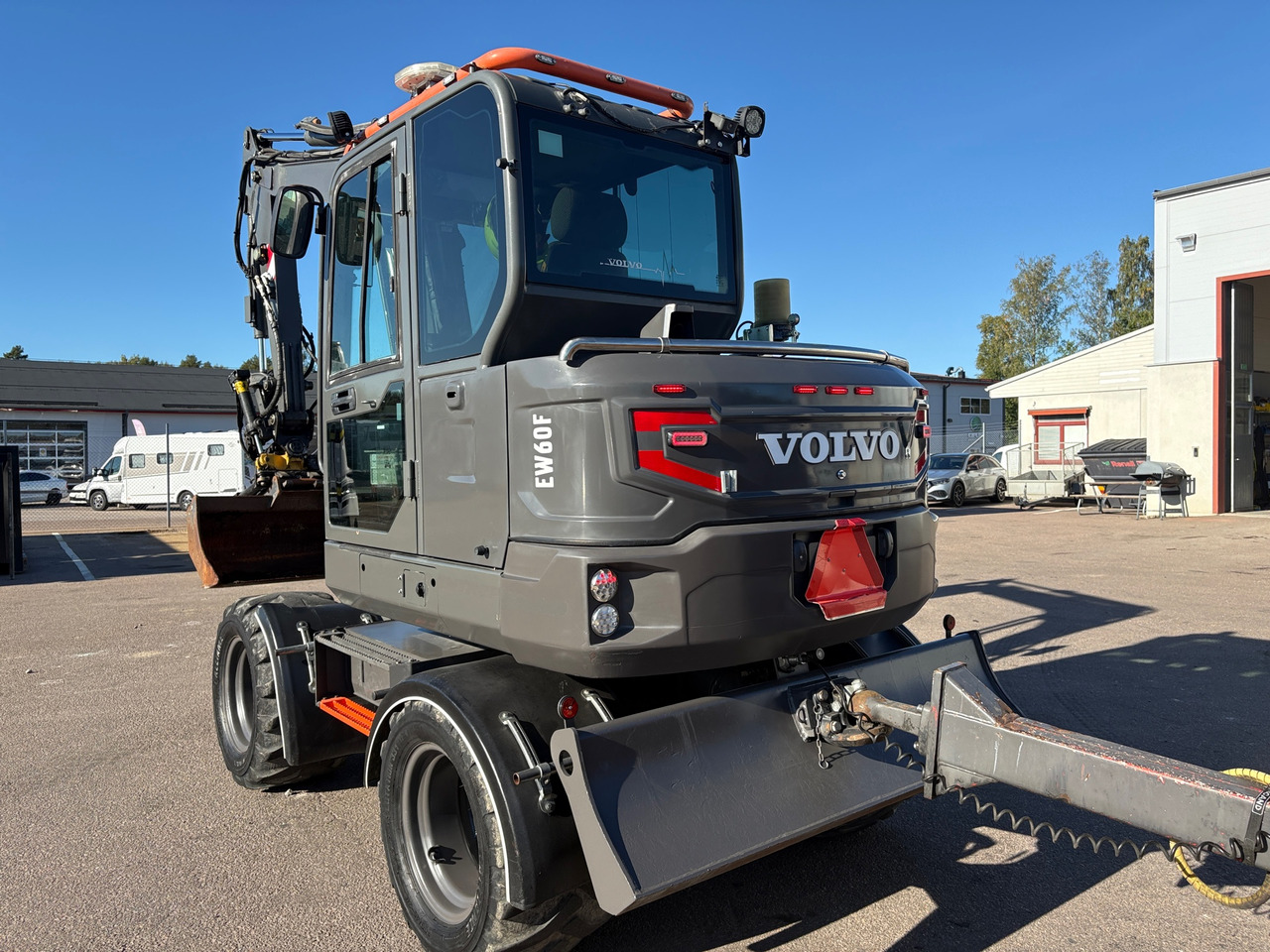 Volvo EW60E - حفّار: صورة 1 Volvo EW60E - حفّار: صورة 1