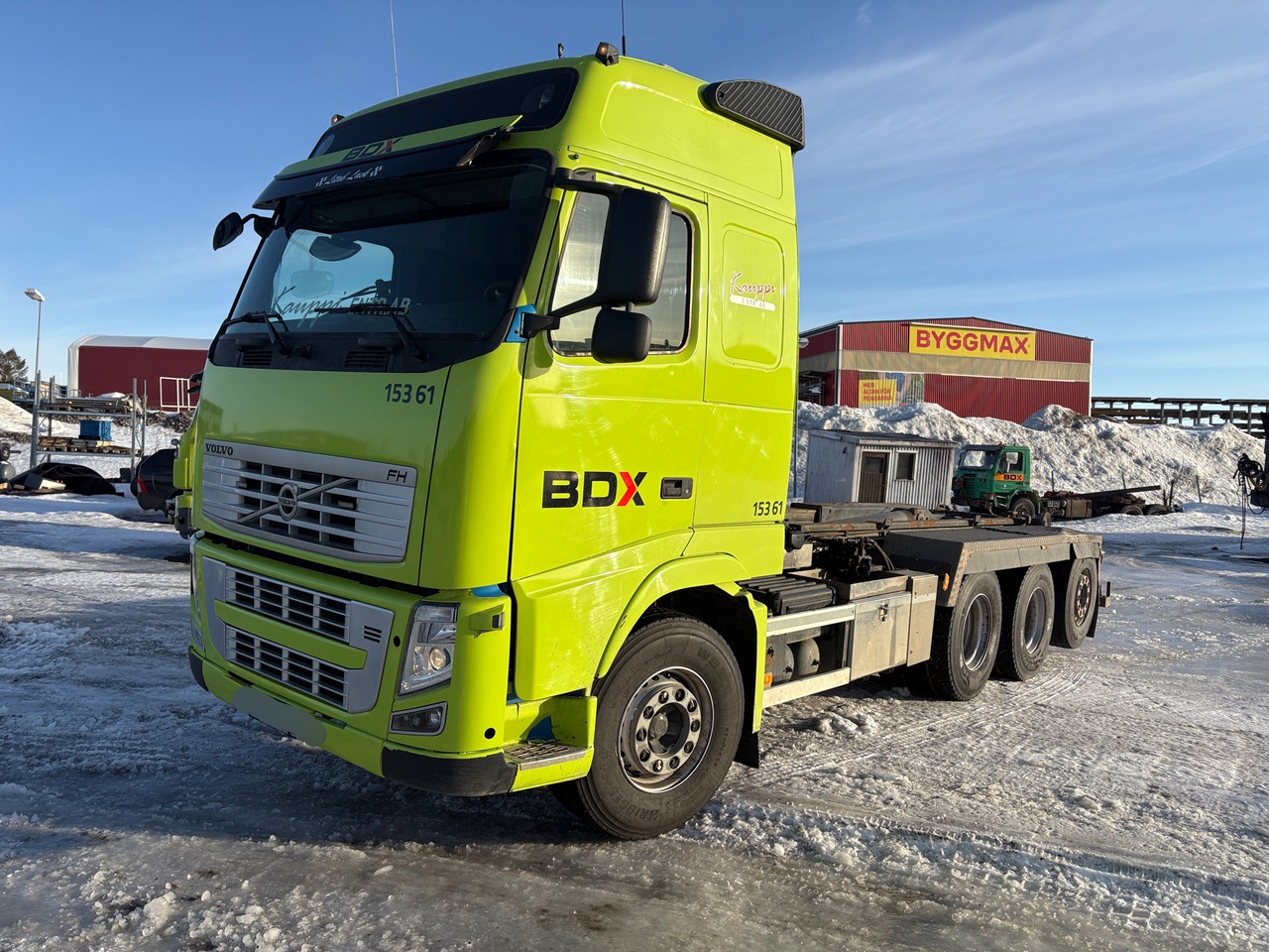 Volvo FH 8X4 - شاحنة برافعة خطافية: صورة 1 Volvo FH 8X4 - شاحنة برافعة خطافية: صورة 1