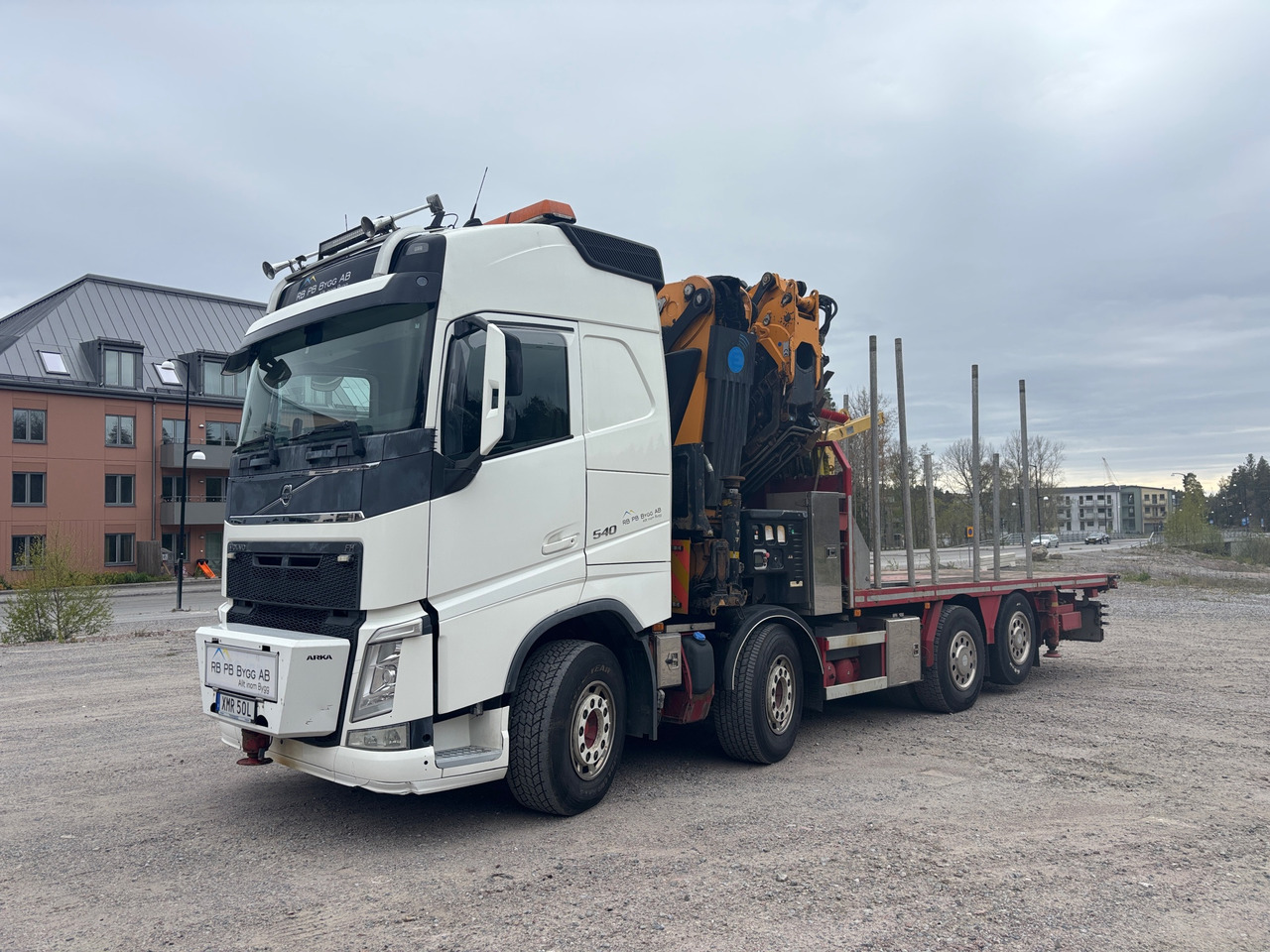 Volvo FH540 - شاحنة كرين: صورة 1 Volvo FH540 - شاحنة كرين: صورة 1