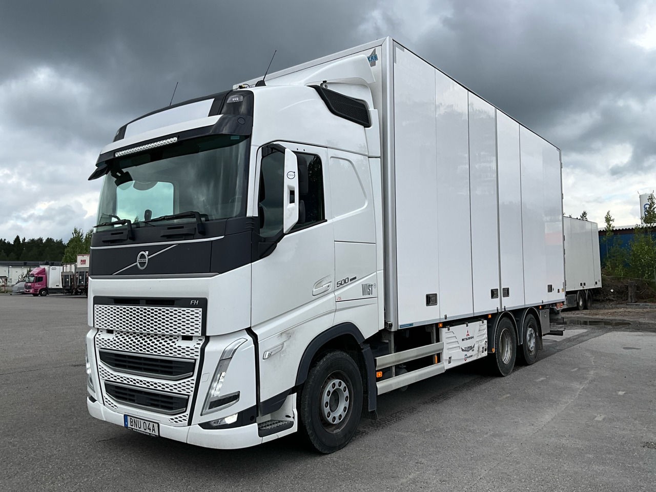 Volvo FH - شاحنة ذات مبرد: صورة 1 Volvo FH - شاحنة ذات مبرد: صورة 1