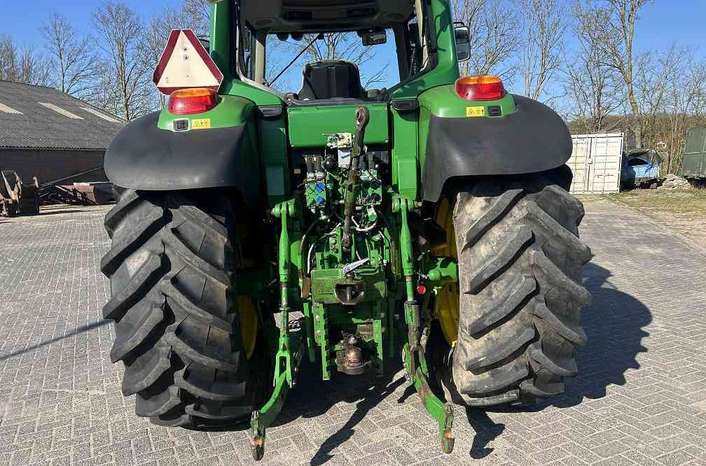 John Deere 6830 premium, tls, hcs, autoquad eco - جرار: صورة 3 John Deere 6830 premium, tls, hcs, autoquad eco - جرار: صورة 3
