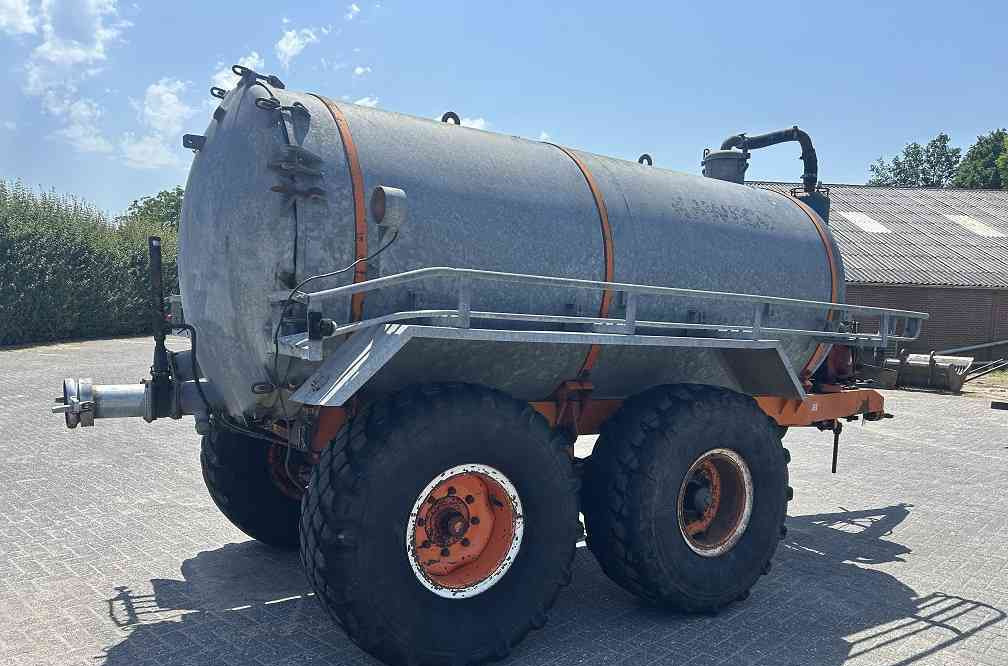 Kaweco 8000 ltr mesttank, watertank - صهريج السماد السائل: صورة 4 Kaweco 8000 ltr mesttank, watertank - صهريج السماد السائل: صورة 4